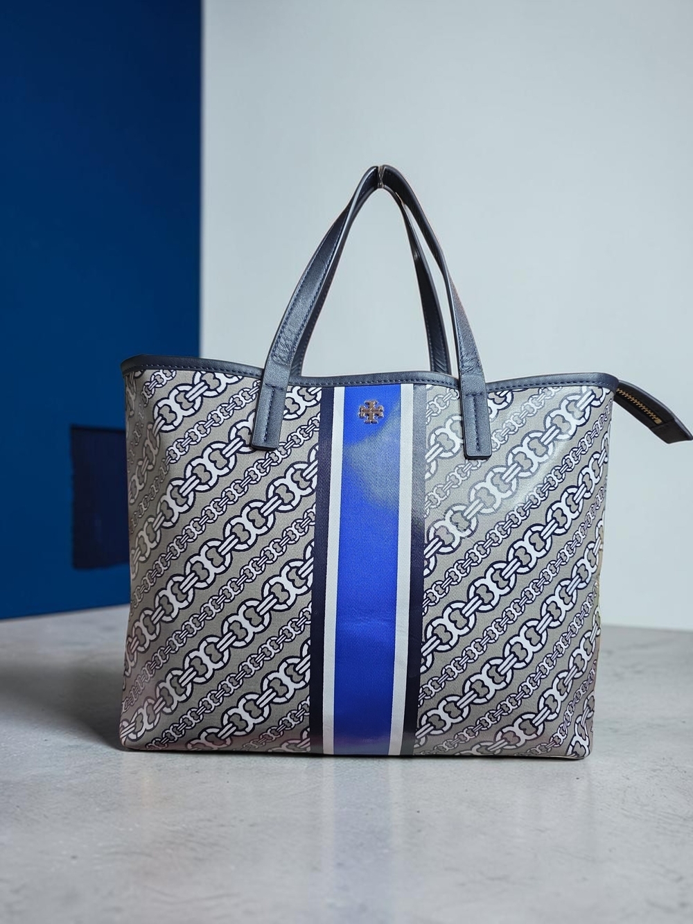 Tory Burch Gray Chain-Print Canvas Tote with Blue Stripe Preloved